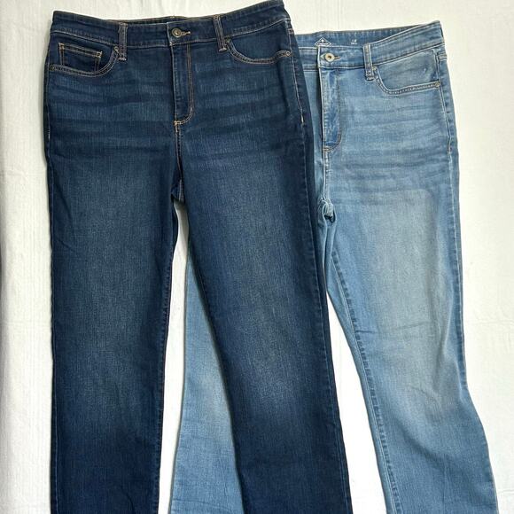St. John's Bay Straight Leg Jeans 12 Tall Women 2 Pairs Light Dark Denim Stretch - Picture 1 of 16